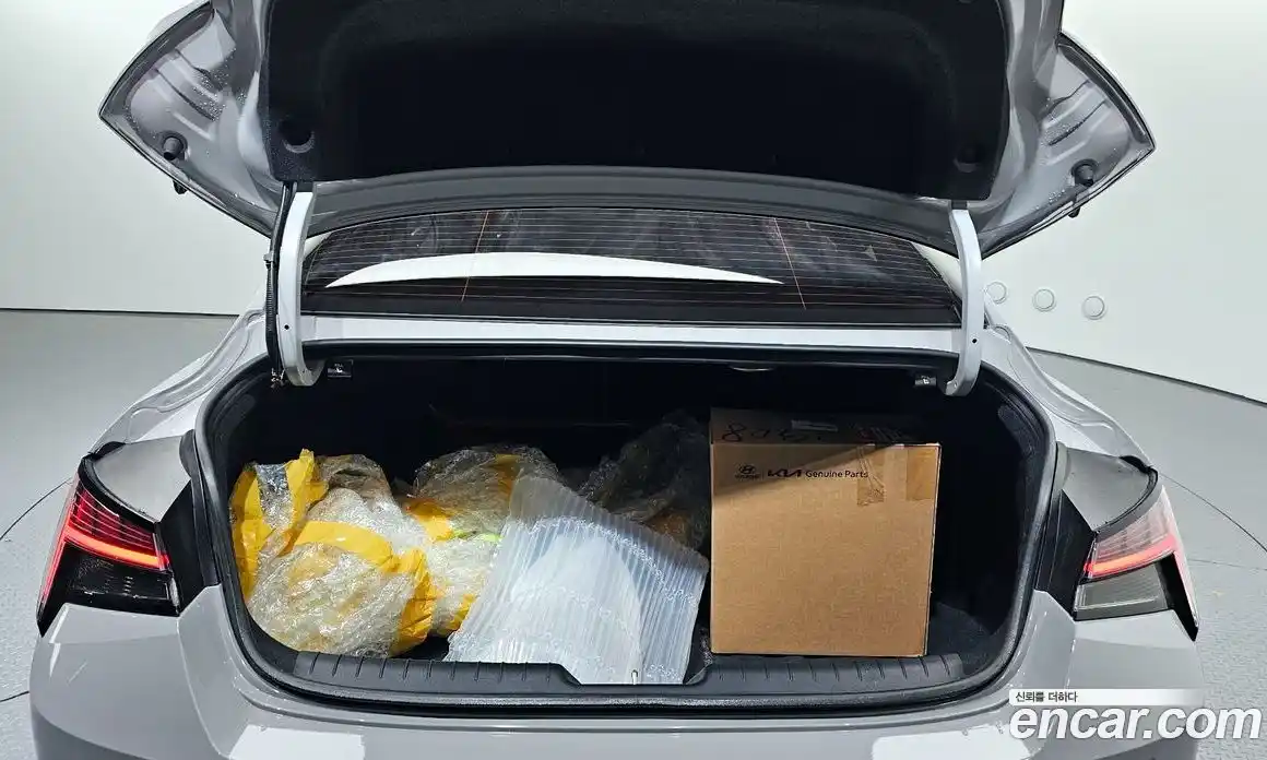 Hyundai Avante 2022 2.0 Автомат в Москве № 1417380, фото 18