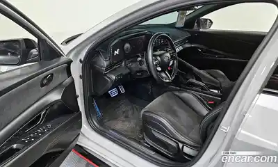 Hyundai Avante 2022 2.0 Автомат в Москве № 1417380, миниатюра 10