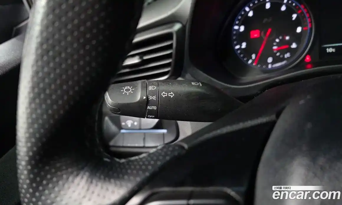 Hyundai Veloster 2019 2.0 механика в Москве № 1417395, фото 19