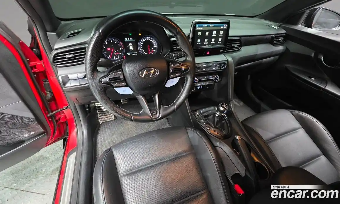 Hyundai Veloster 2019 2.0 механика в Москве № 1417395, фото 7