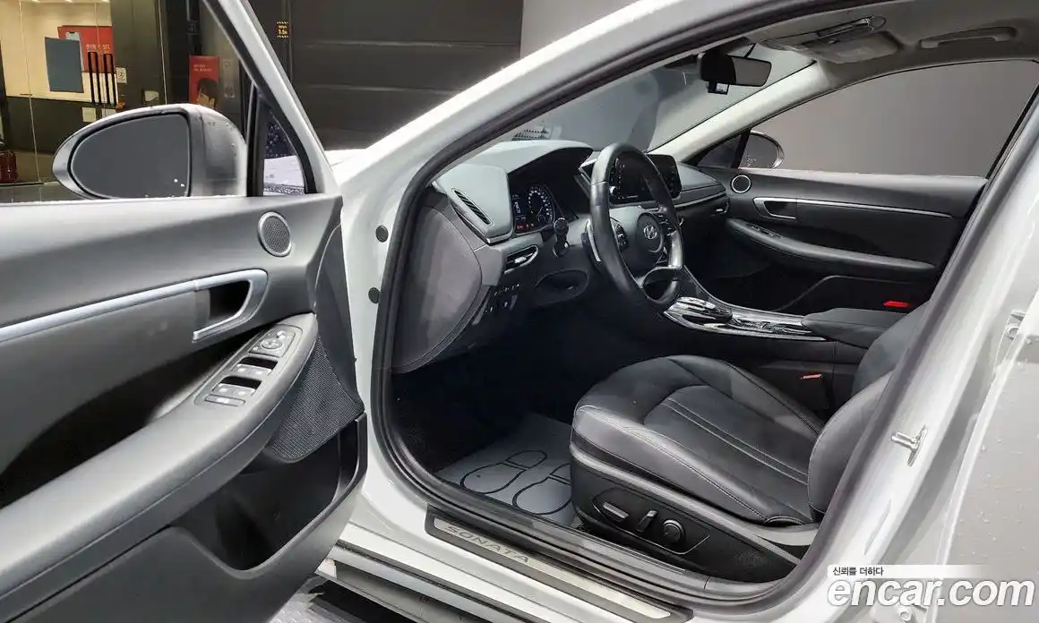 Hyundai Sonata 2020 2.0 гидро в Москве № 1417443, фото 10