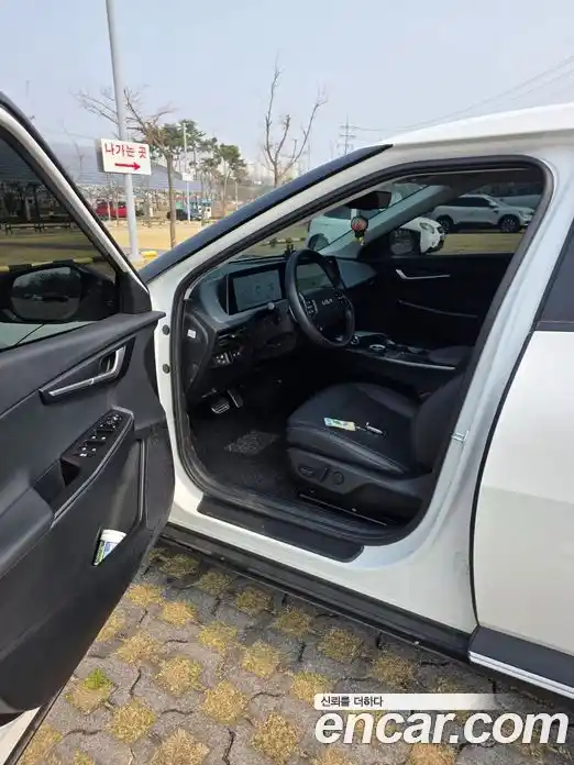 Kia EV6 2024 гидро в Москве № 1418155, фото 8