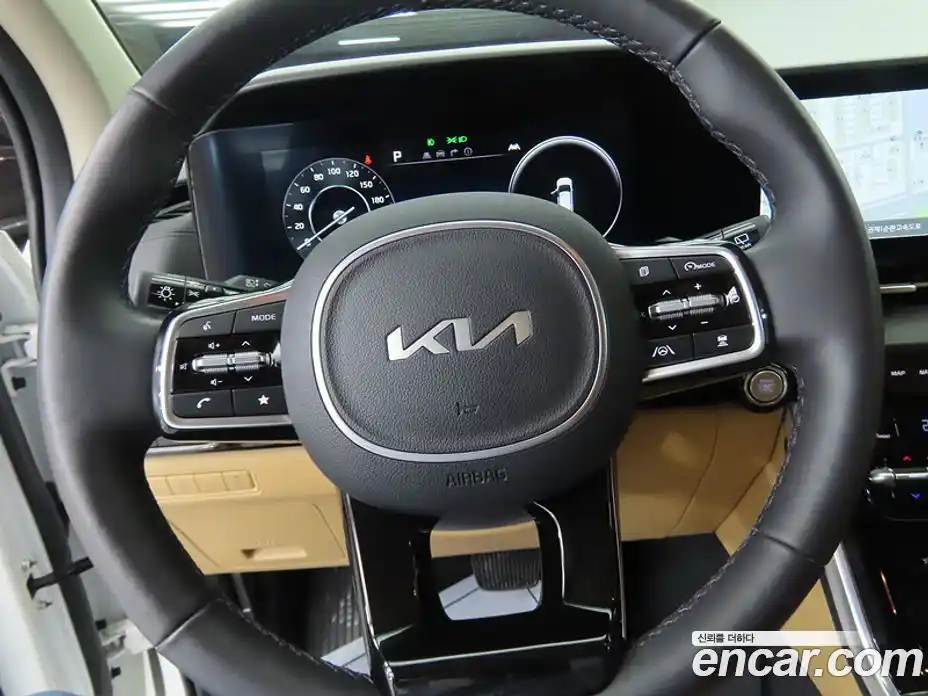 Kia Canival 2023 3.5 гидро в Москве № 1418226, фото 11