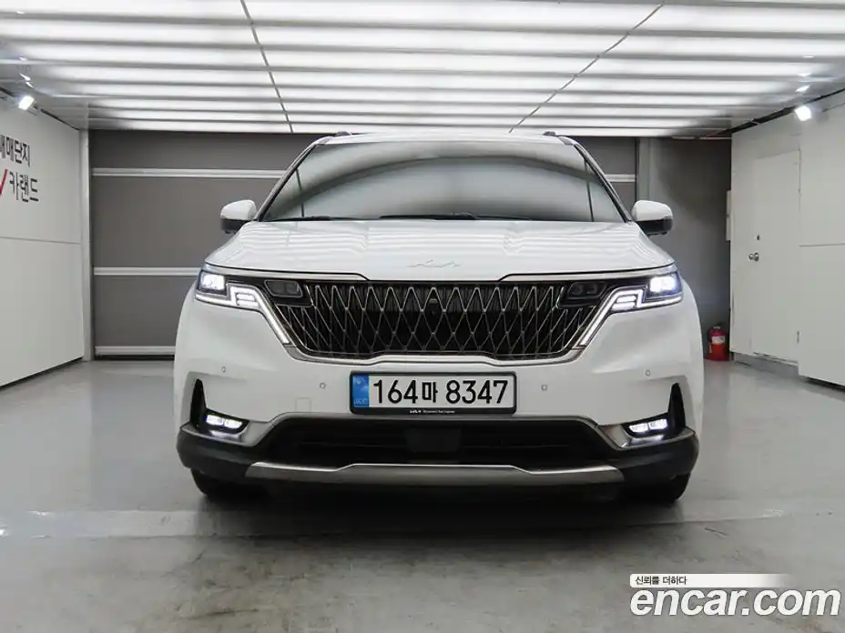 Kia Canival 2023 3.5 гидро в Москве № 1418226, фото 2
