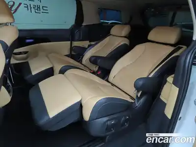 Kia Canival 2023 3.5 гидро в Москве № 1418226, миниатюра 8