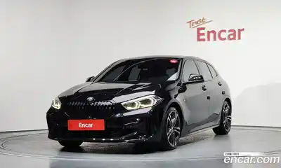 BMW 1-Series, 2022