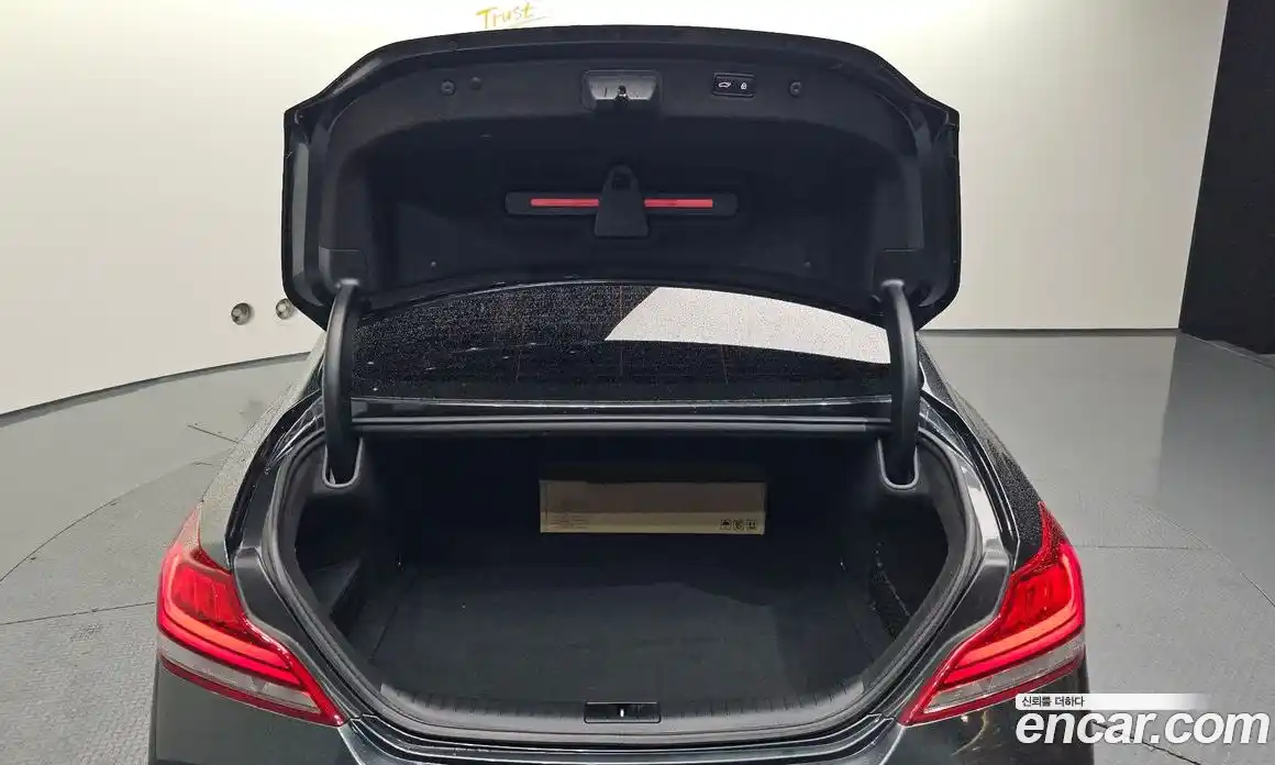 Genesis G70 2019 2.0 Автомат в Москве № 1418518, фото 20