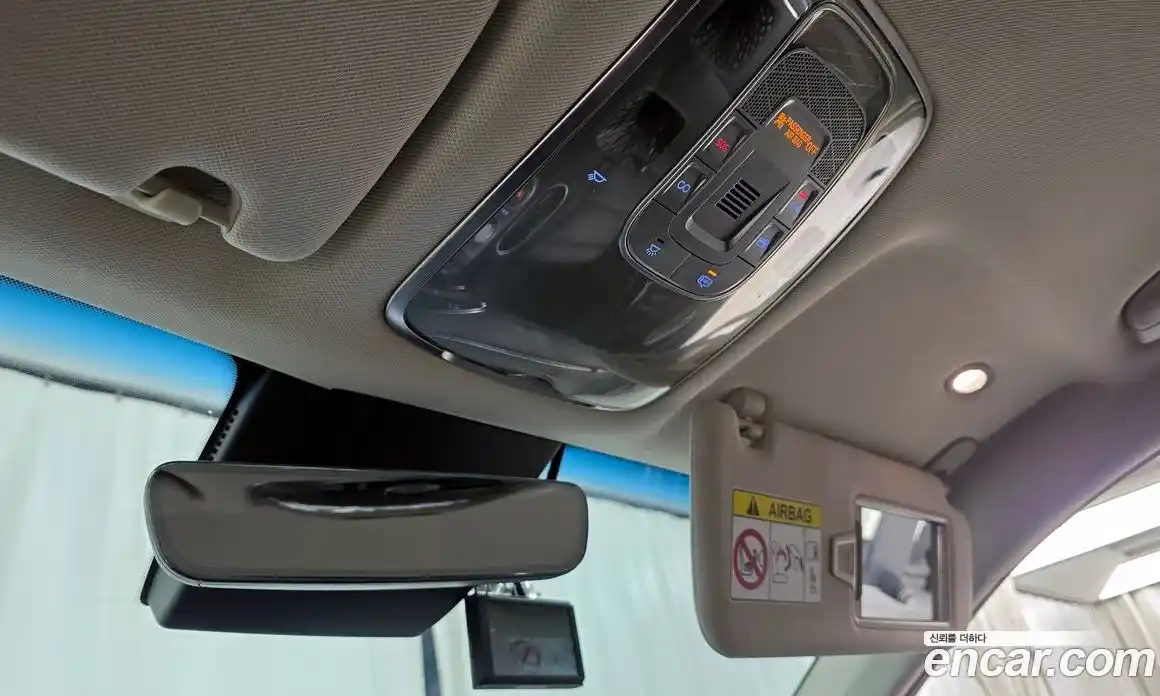 Genesis GV70 2021 2.2 Автомат в Москве № 1418531, фото 17