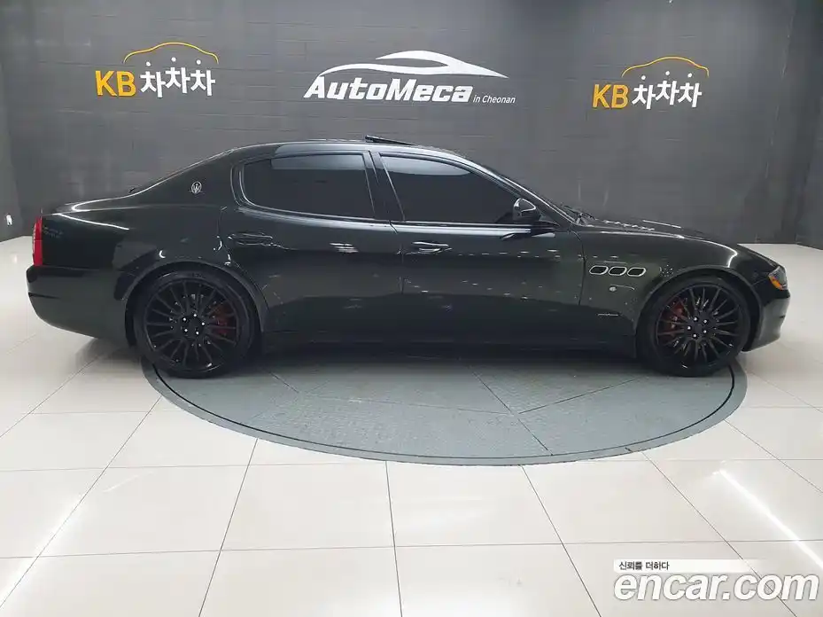 Maserati Quattroporte 2011 4.7 гидро в Москве № 1418532, фото 17