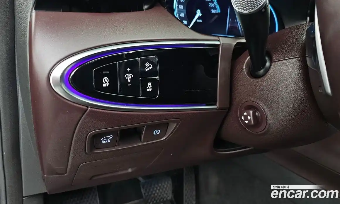 Genesis GV70 2022 2.5 Автомат в Москве № 1418540, фото 17