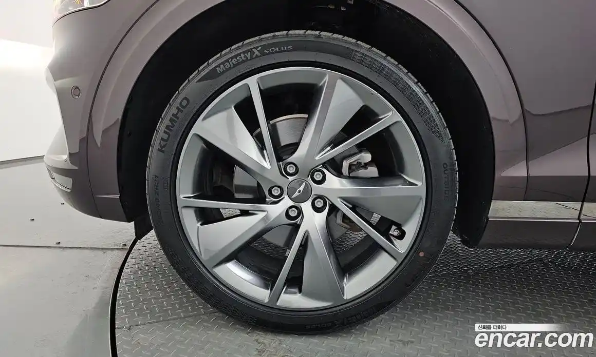 Genesis GV70 2022 2.5 Автомат в Москве № 1418540, фото 4