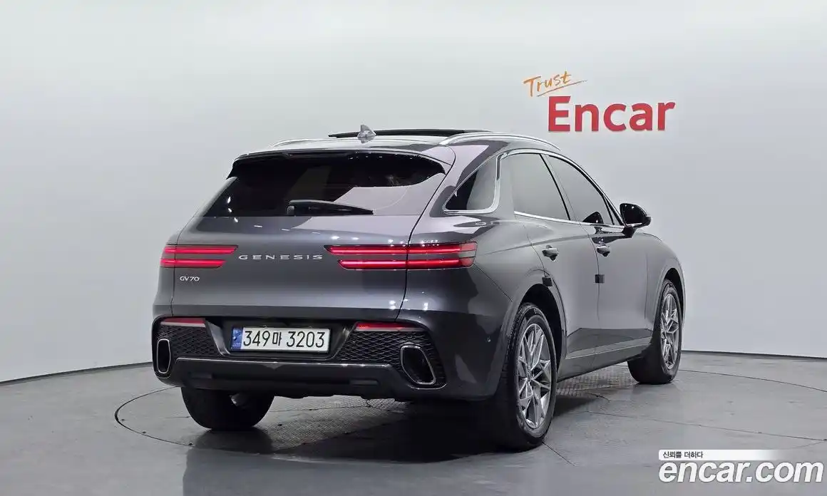 Genesis GV70 2021 2.5 Автомат в Москве № 1418565, фото 2