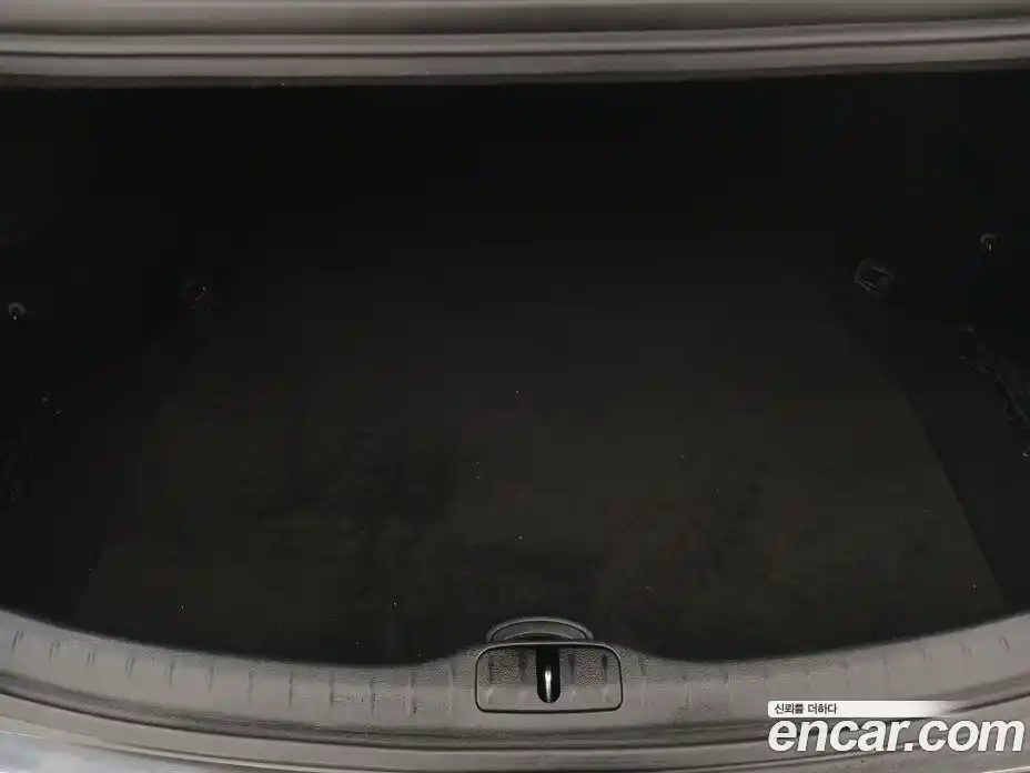 Genesis G80 2022 2.5 Автомат в Москве № 1418574, фото 17