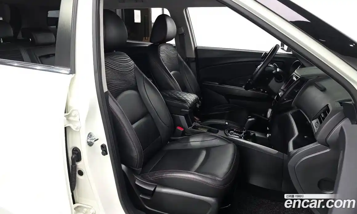 SsangYong TIBOLI 2018 1.6 гидро в Москве № 1419189, фото 11