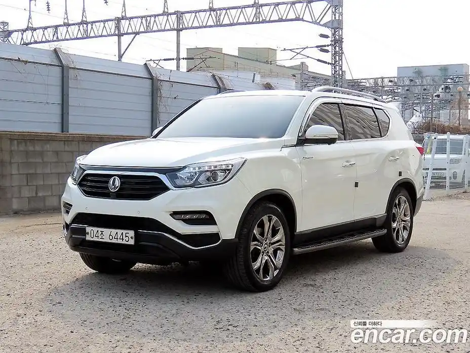 SsangYong Rexton 2017 2.2 Автомат в Москве № 1419533, фото 1