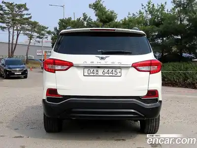 SsangYong Rexton 2017 2.2 Автомат в Москве № 1419533, миниатюра 4