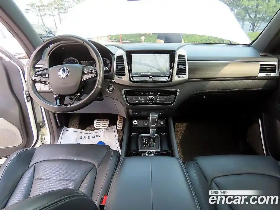 SsangYong Rexton 2017 2.2 Автомат в Москве № 1419533, фото 7