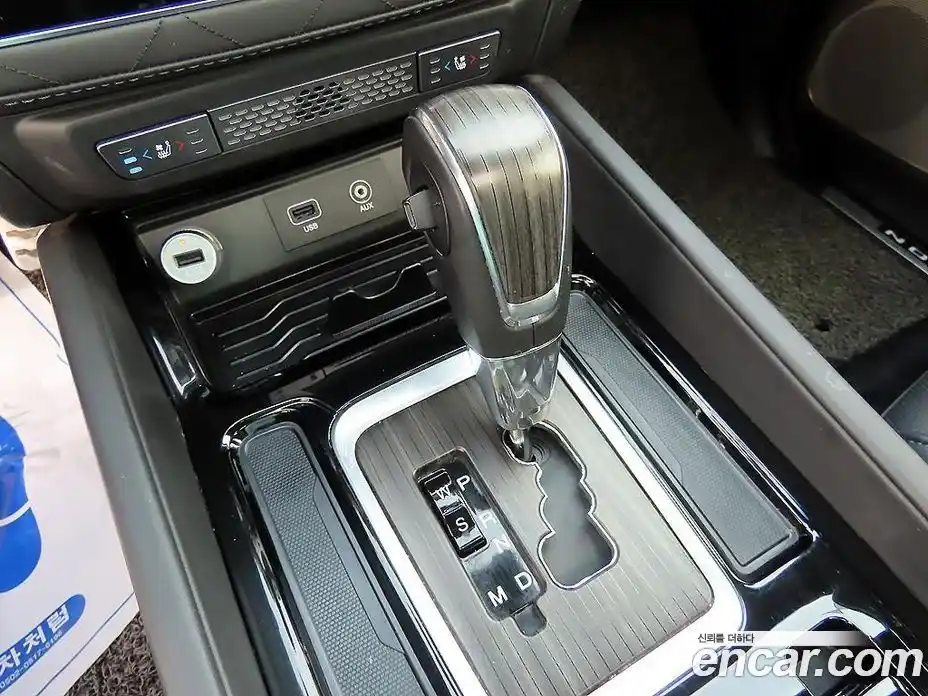 SsangYong Rexton 2017 2.2 Автомат в Москве № 1419533, фото 9