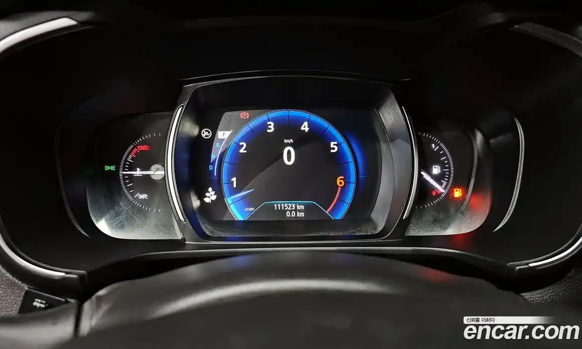Renault QM6 2017 2.0 гидро в Москве № 1420926, фото 8