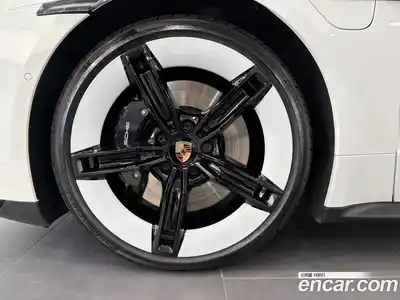 Porsche Taycan 2025 0.1 гидро в Москве № 1423162, миниатюра 5
