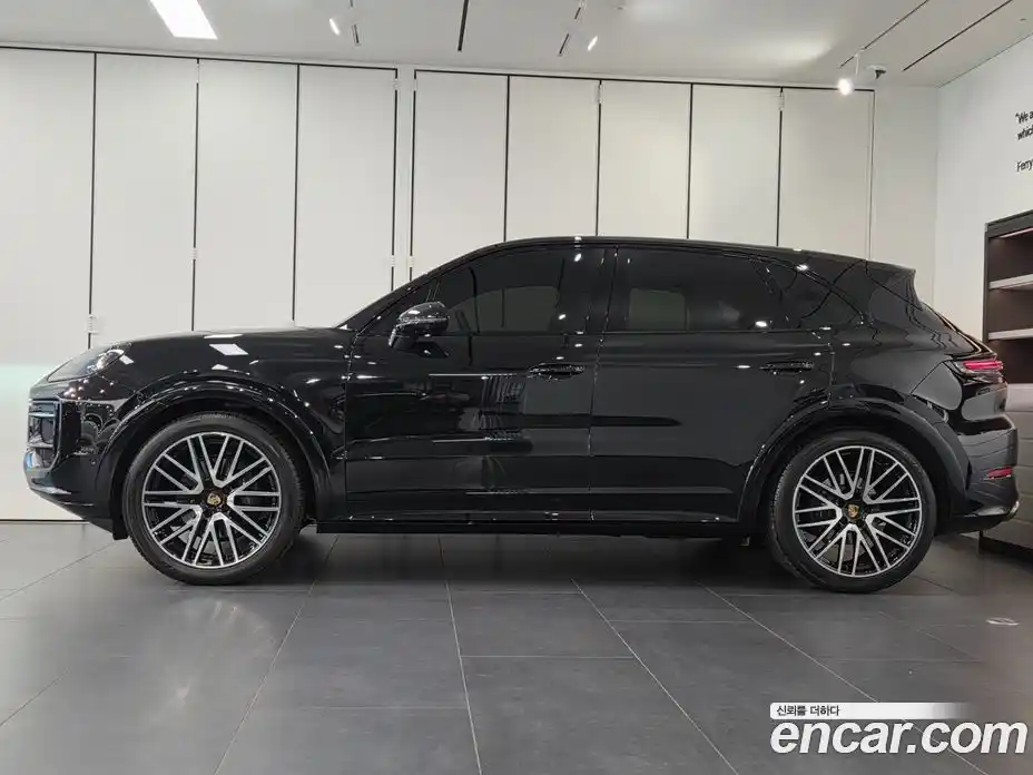 Porsche Cayenne 2024 3.0 гидро в Москве № 1423165, фото 6