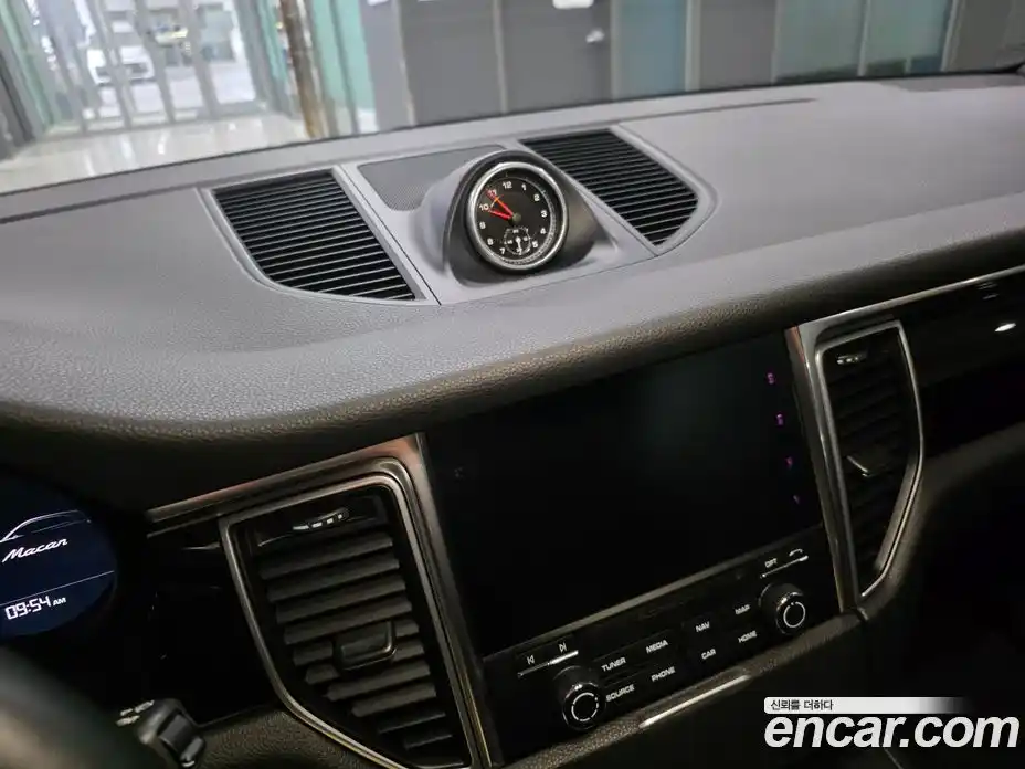 Porsche Macan 2018 2.0 гидро в Москве № 1423241, фото 15