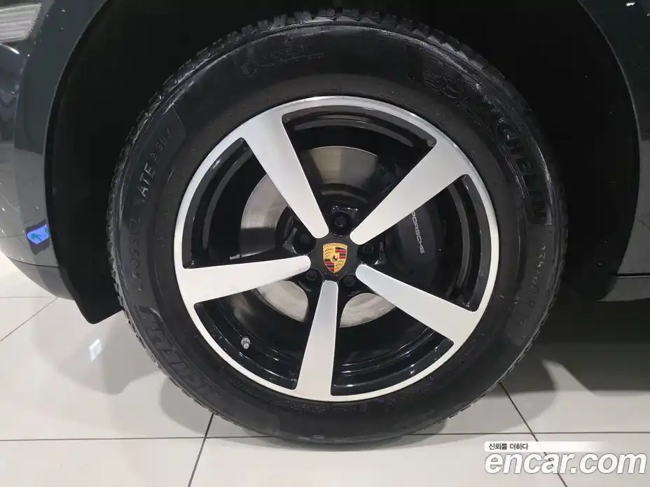 Porsche Macan 2018 2.0 гидро в Москве № 1423241, фото 5