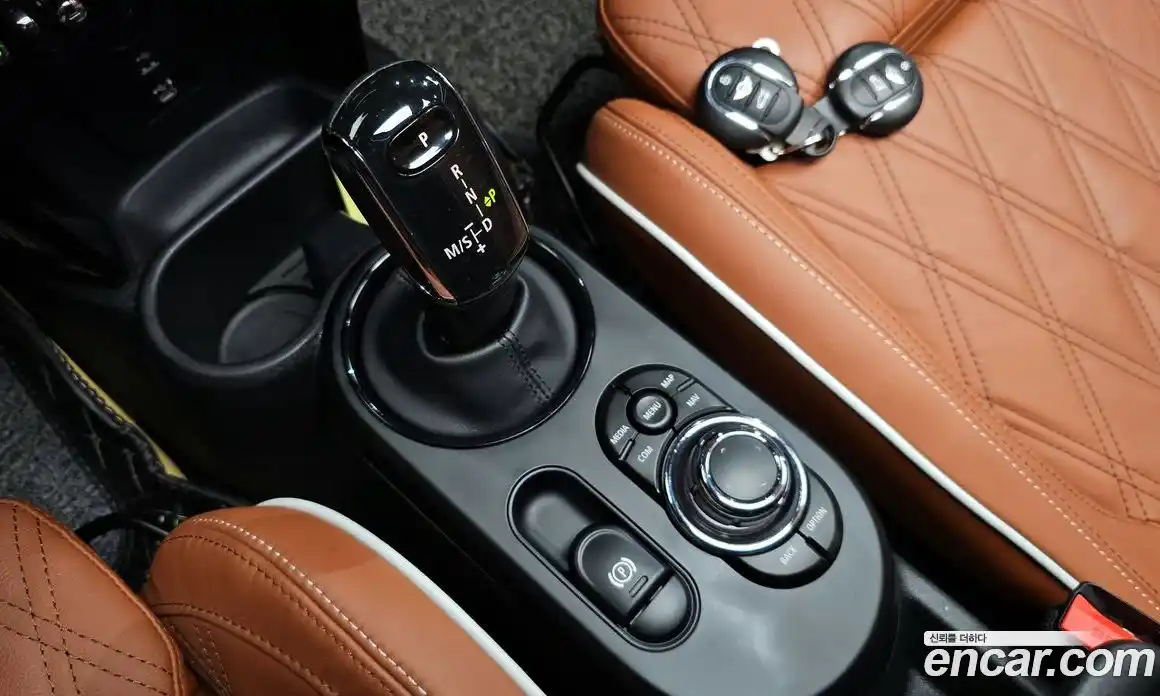 Mini Cooper 2021 2.0 гидро в Москве № 1423645, фото 9