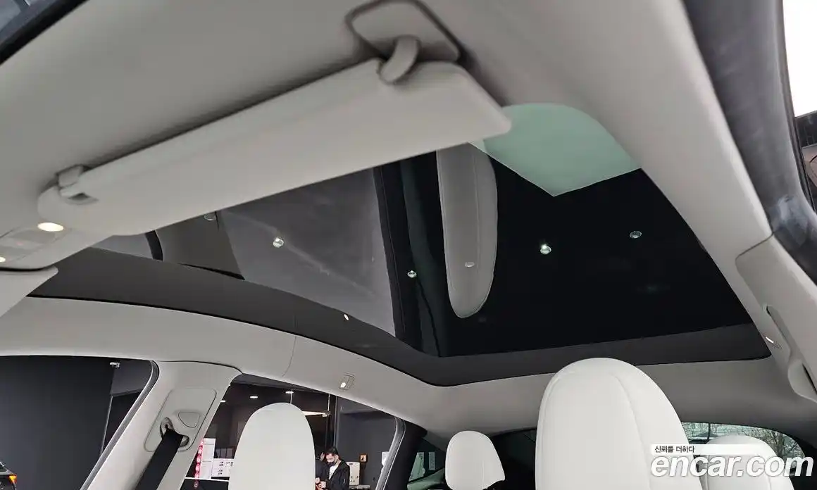 Tesla Model Y 2023 0.2 гидро в Москве № 1423793, фото 16