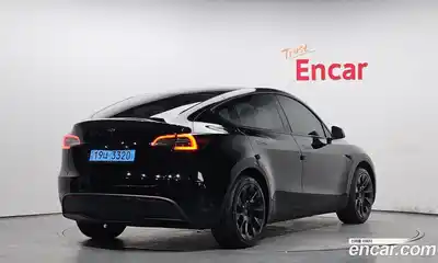 Tesla Model Y 2023 0.2 гидро в Москве № 1423793, миниатюра 2