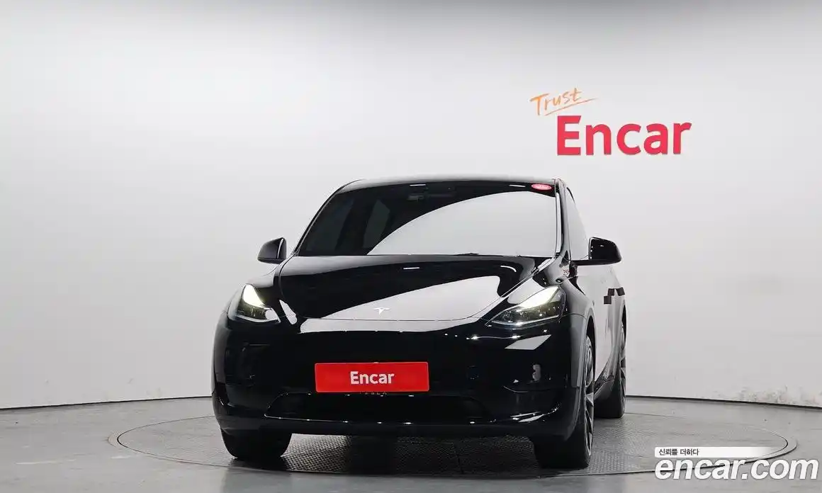 Tesla Model Y 2023 0.2 гидро в Москве № 1423793, фото 3