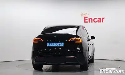 Tesla Model Y 2023 0.2 гидро в Москве № 1423793, миниатюра 4
