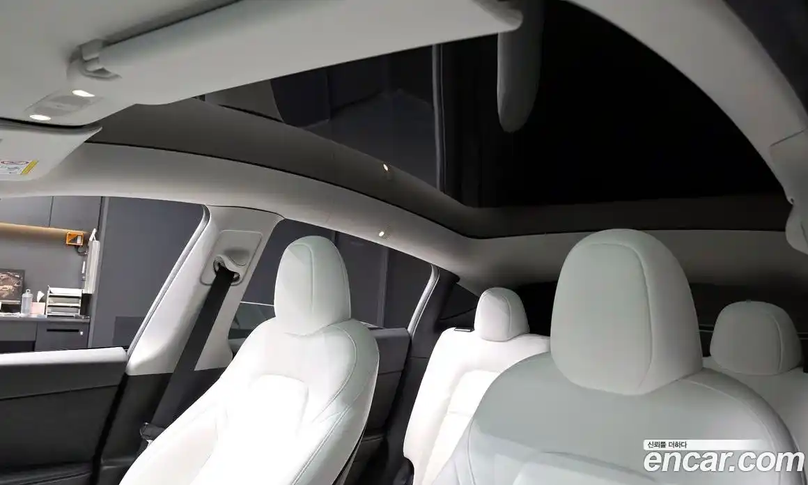 Tesla Model Y 2023 0.2 гидро в Москве № 1423828, фото 19