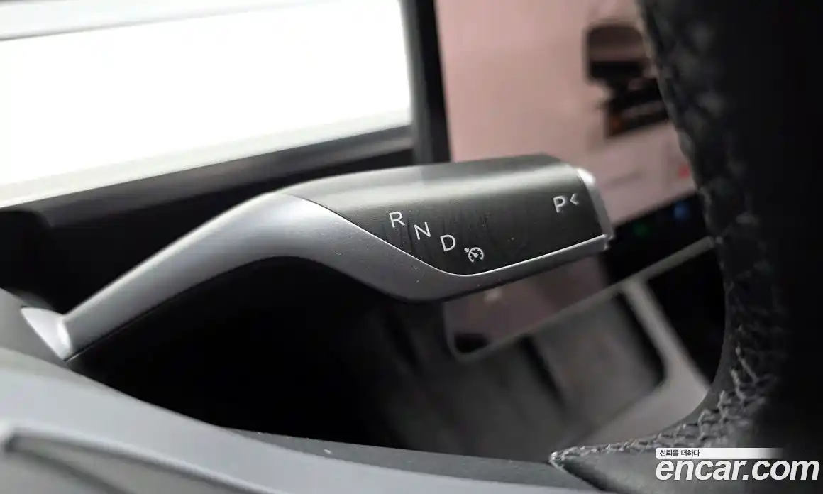 Tesla Model Y 2023 0.2 гидро в Москве № 1423828, фото 9