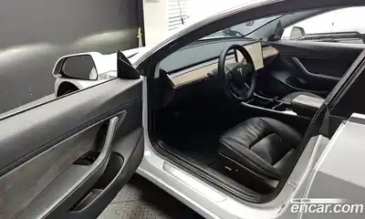 Tesla Model 3 2020 0.2 гидро в Москве № 1423894, миниатюра 9