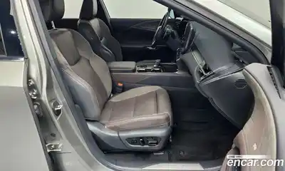 Lexus RX 2023 2.5 гидро в Москве № 1423992, миниатюра 12
