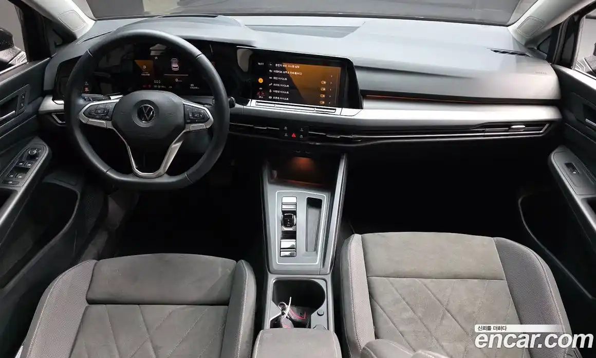 Volkswagen Golf 2022 2.0 гидро в Москве № 1424236, фото 7