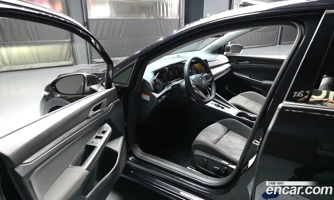 Volkswagen Golf 2022 2.0 гидро в Москве № 1424236, фото 10