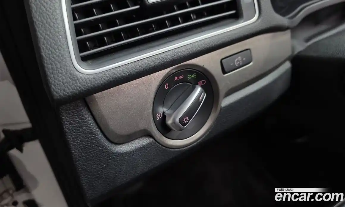 Volkswagen Passat 2015 1.8 гидро в Москве № 1424274, фото 19
