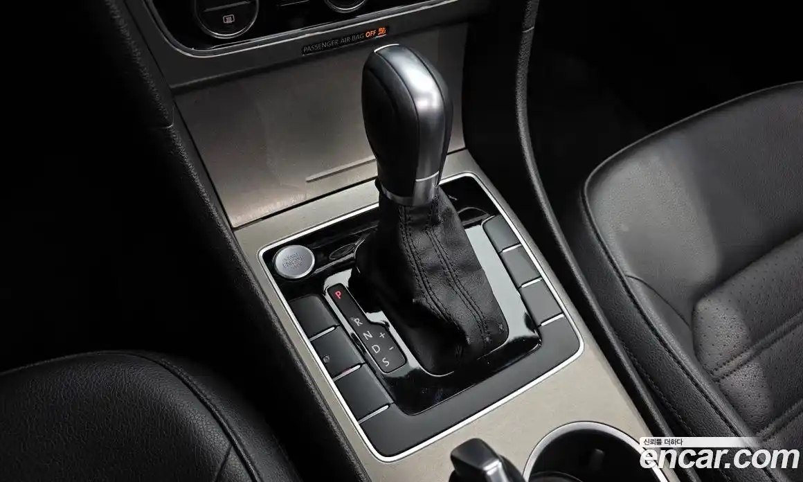 Volkswagen Passat 2015 1.8 гидро в Москве № 1424274, фото 9