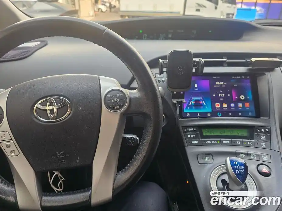 Toyota Prius 2011 1.8 вариатор в Москве № 1424523, фото 2