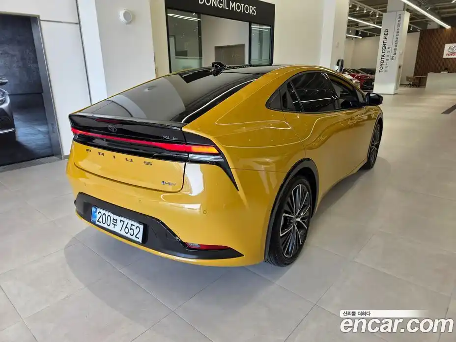 Toyota Prius 2024 2.0 вариатор в Москве № 1424546, фото 2