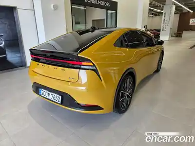 Toyota Prius 2024 2.0 вариатор в Москве № 1424546, миниатюра 2