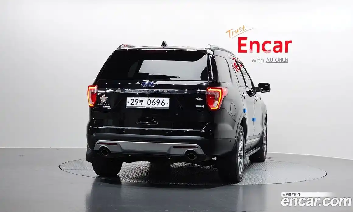 Ford Explorer 2015 2.3 гидро в Москве № 1424646, фото 4
