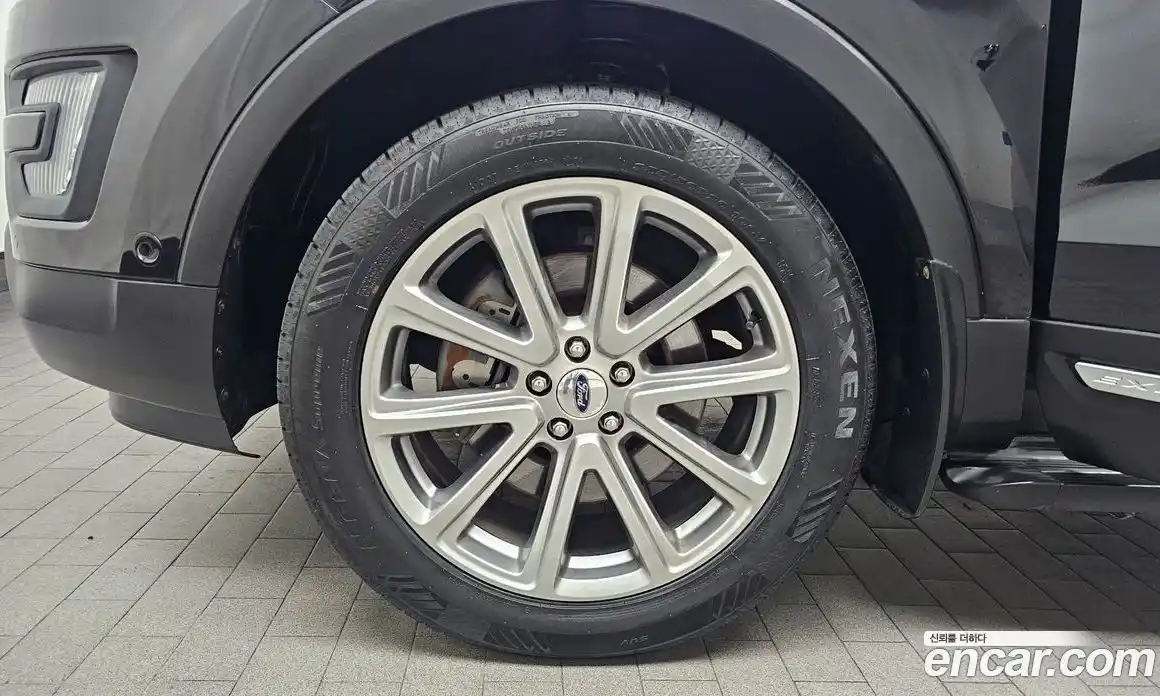 Ford Explorer 2015 2.3 гидро в Москве № 1424646, фото 5