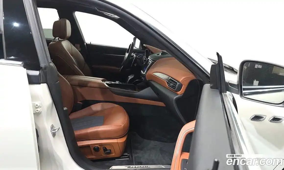 Maserati Levante 2020 3.0 гидро в Москве № 1424806, фото 11