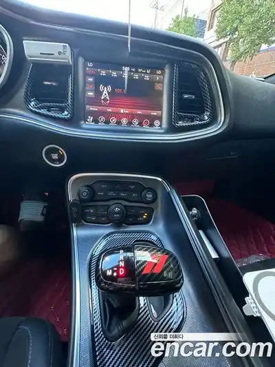 Dodge Challenger 2017 3.6 гидро в Москве № 1425081, миниатюра 7