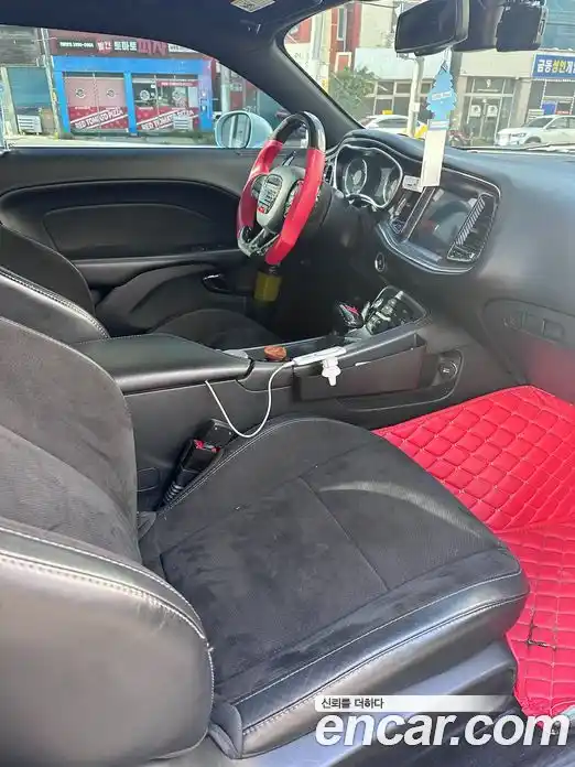 Dodge Challenger 2017 3.6 гидро в Москве № 1425081, фото 8