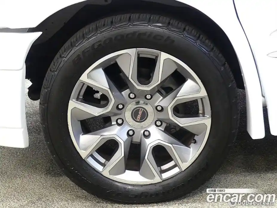 GMC Savana 2022 6.6 гидро в Москве № 1425104, фото 11