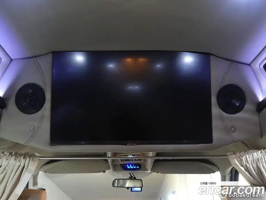 GMC Savana 2022 6.6 гидро в Москве № 1425104, фото 13